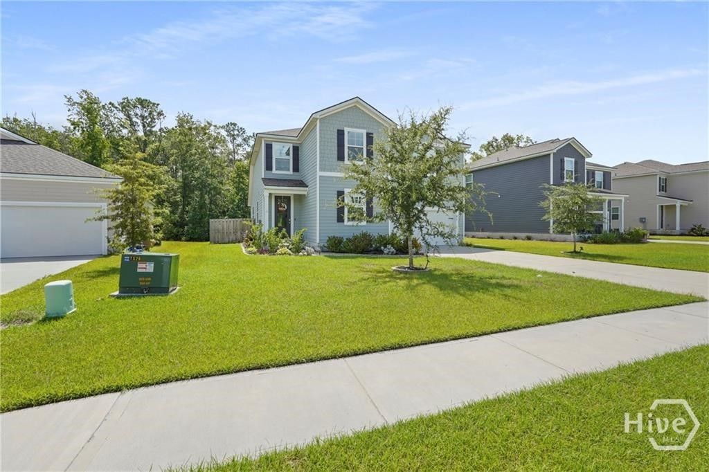 Image 3 of property listing at 41 Gypsea Lane, Richmond Hill, GA 31324