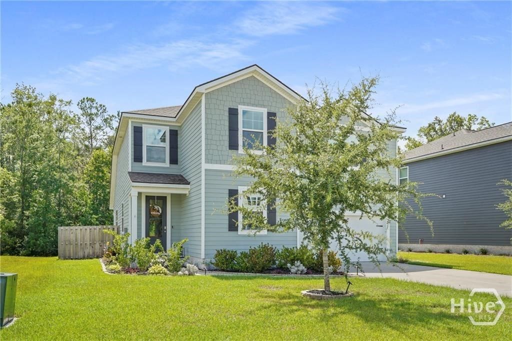 Image 4 of property listing at 41 Gypsea Lane, Richmond Hill, GA 31324