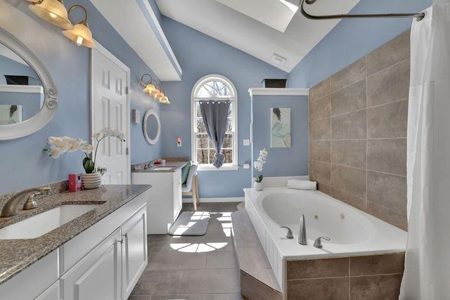 641 Summertree Court, Mableton, GA 30126