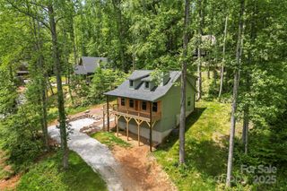511 Blue Ridge Drive N, Marion, NC 28752
