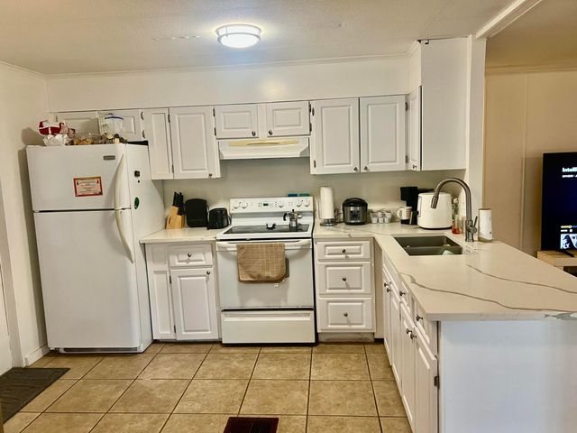 3306 NW 67th Street, Coconut Creek, FL 33073