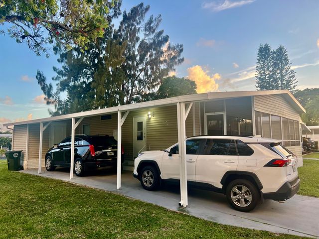 3306 NW 67th Street, Coconut Creek, FL 33073