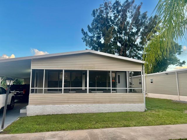 3306 NW 67th Street, Coconut Creek, FL 33073