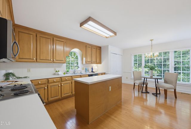 120 Vicksburg Drive, Cary, NC 27513
