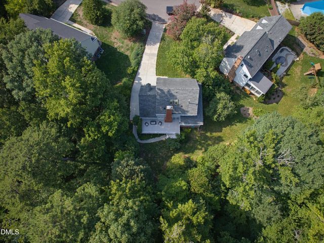 120 Vicksburg Drive, Cary, NC 27513