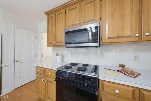 120 Vicksburg Drive, Cary, NC 27513