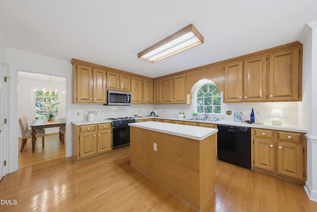 120 Vicksburg Drive, Cary, NC 27513