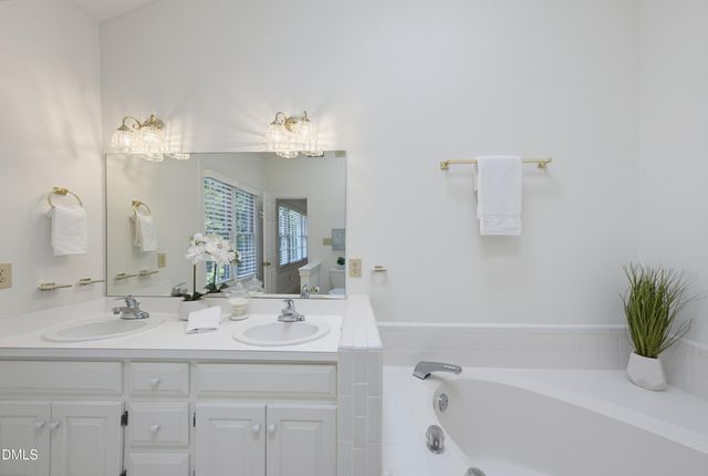 120 Vicksburg Drive, Cary, NC 27513