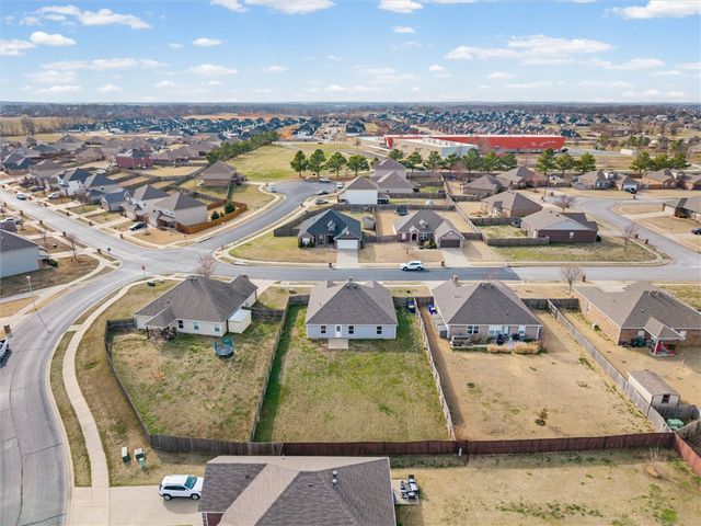 503 Driftwood Street, Lowell, AR 72745