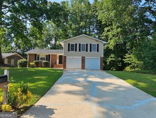 4670 Eberline Court, Stone Mountain, GA 30083