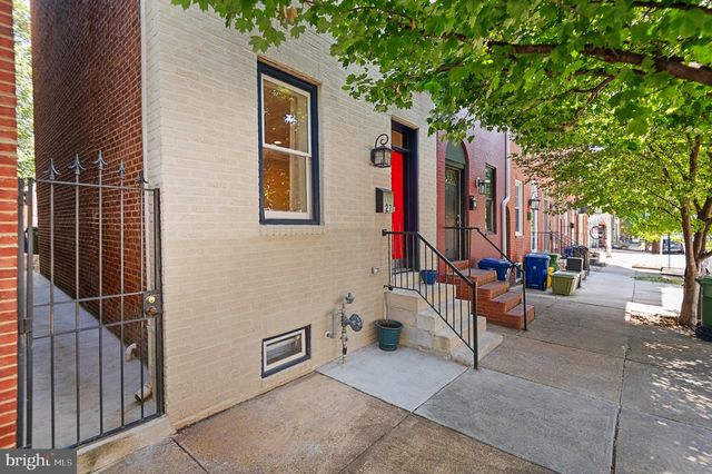 27 S ANN ST, Baltimore, MD 21231