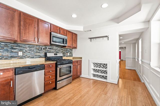 27 S ANN ST, Baltimore, MD 21231