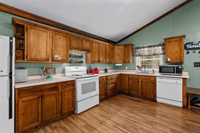 186 County Road 193, Gary, TX 75643