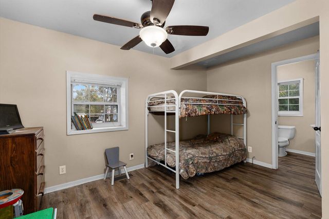 186 County Road 193, Gary, TX 75643