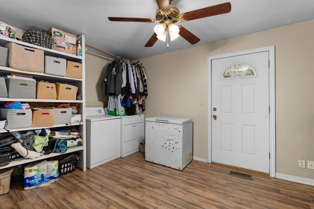 186 County Road 193, Gary, TX 75643