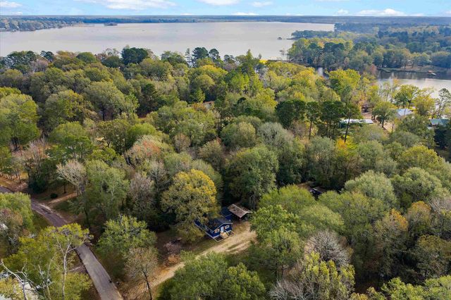 186 County Road 193, Gary, TX 75643