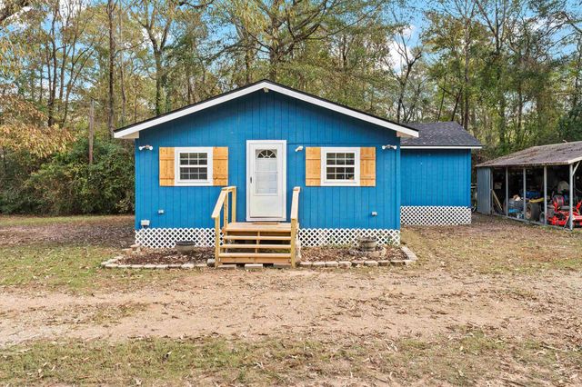 186 County Road 193, Gary, TX 75643