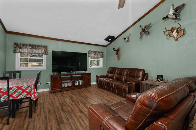 186 County Road 193, Gary, TX 75643