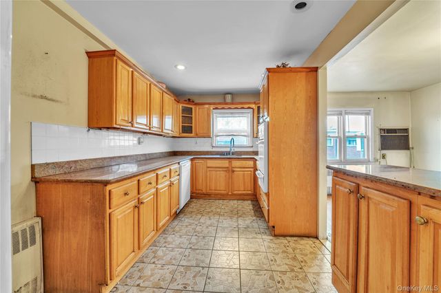 944 E 106th Street, Brooklyn, NY 11236