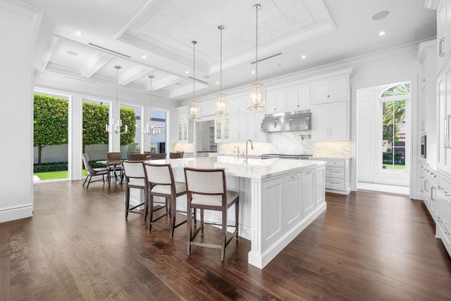 215 W Key Palm Road, Boca Raton, FL 33432