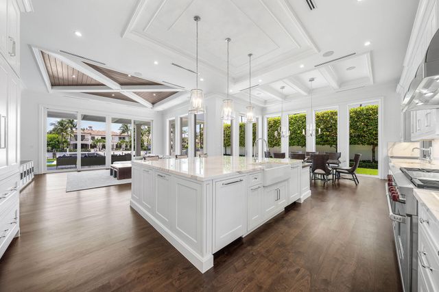215 W Key Palm Road, Boca Raton, FL 33432