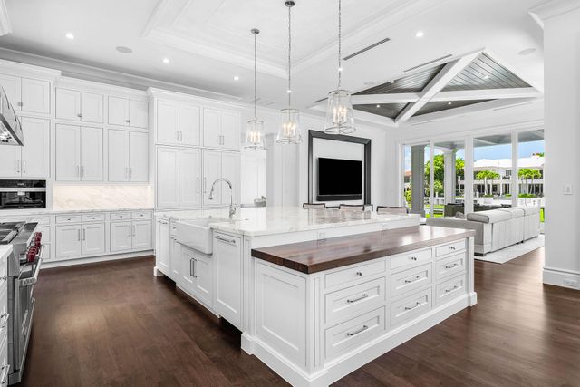 215 W Key Palm Road, Boca Raton, FL 33432