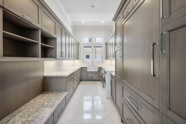 215 W Key Palm Road, Boca Raton, FL 33432