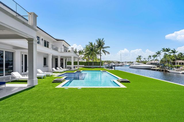 215 W Key Palm Road, Boca Raton, FL 33432