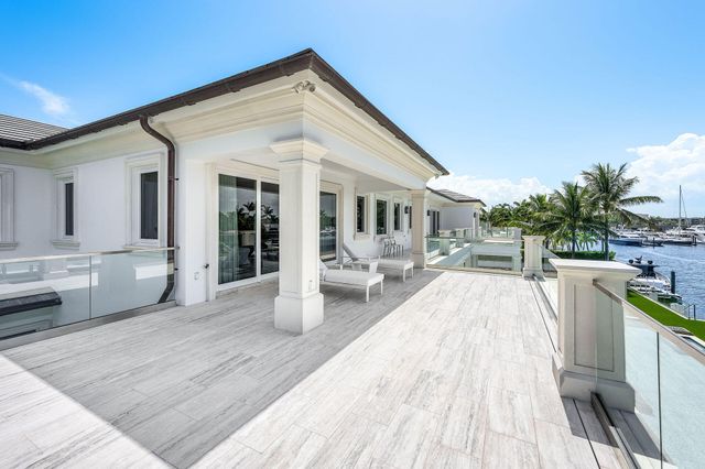 215 W Key Palm Road, Boca Raton, FL 33432