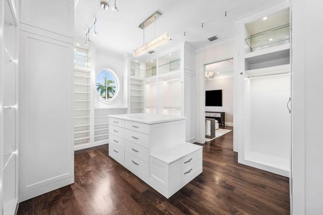 215 W Key Palm Road, Boca Raton, FL 33432