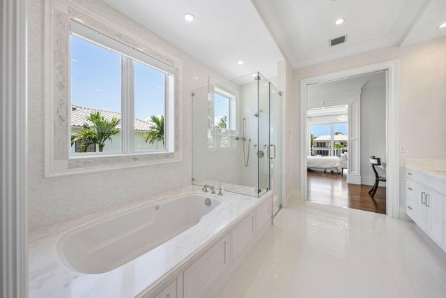 215 W Key Palm Road, Boca Raton, FL 33432