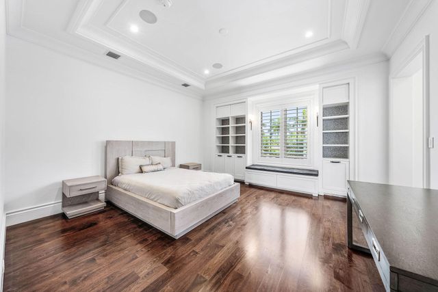 215 W Key Palm Road, Boca Raton, FL 33432
