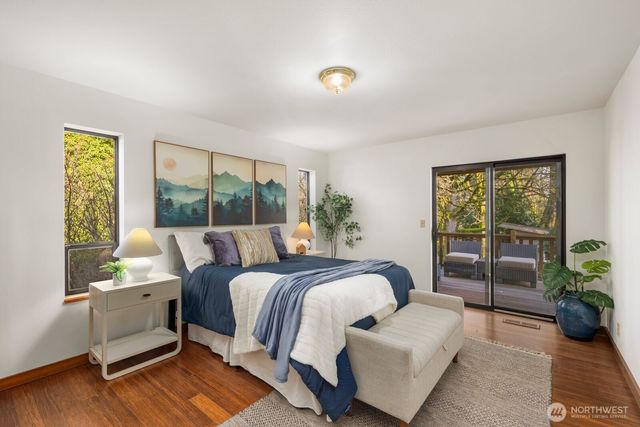 23208 107th Avenue SW, Vashon, WA 98070