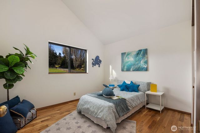 23208 107th Avenue SW, Vashon, WA 98070