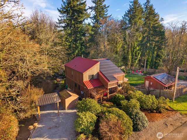 23208 107th Avenue SW, Vashon, WA 98070