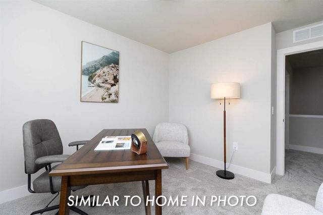 6921 Poppy Court, Johnston, IA 50131