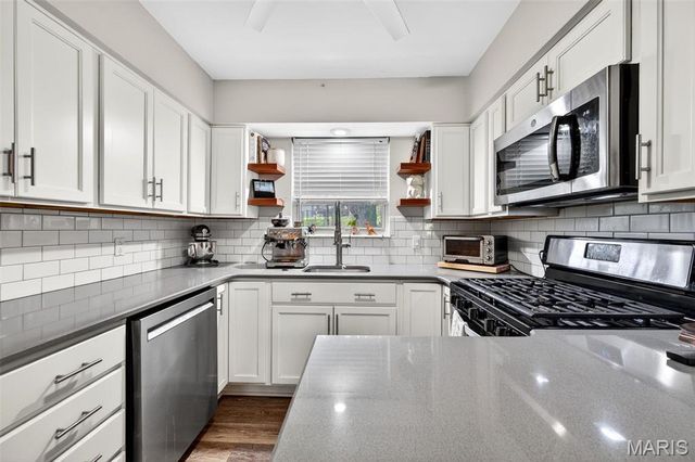 1544 St. Vincent Court, St Louis, MO 63104