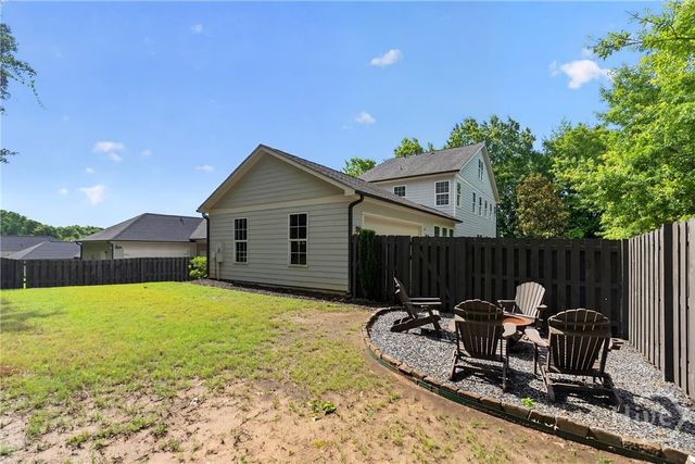 301 Edgewater Drive, Athens, GA 30605
