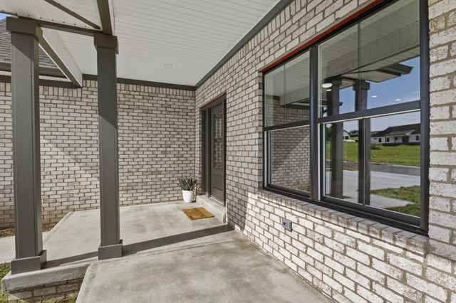 232 Max Cavnes Road, Danville, KY 40422
