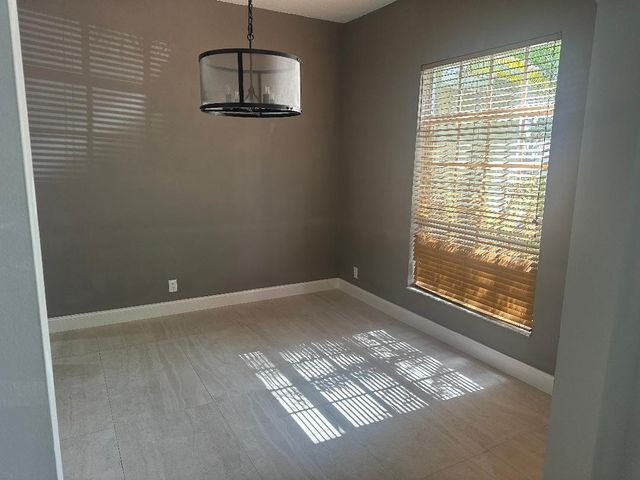 5503 NW 39TH Avenue, Coconut Creek, FL 33073