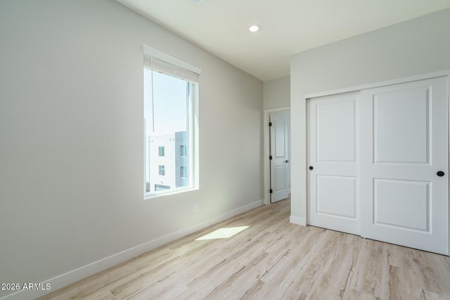 2601 E CLARENDON Avenue 14, Phoenix, AZ 85016