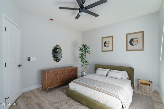2601 E CLARENDON Avenue 14, Phoenix, AZ 85016