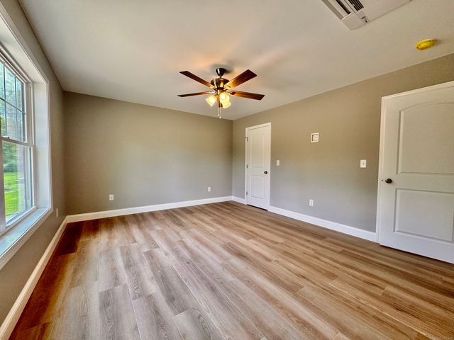 133 PRINCE HILL Road, Brooklyn, CT 06234