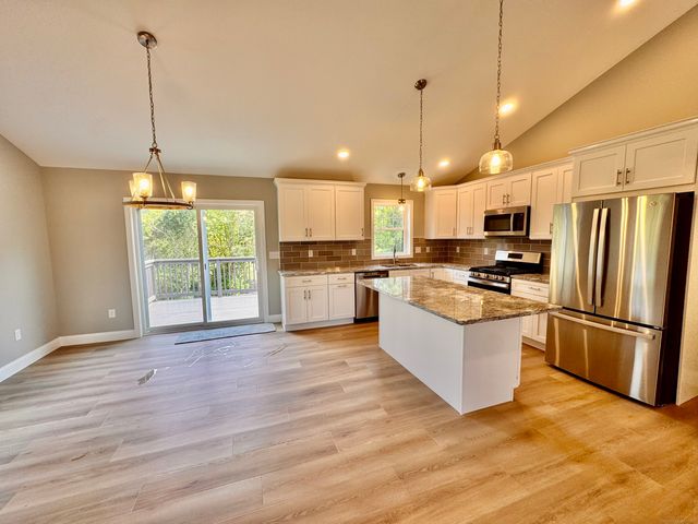 133 PRINCE HILL Road, Brooklyn, CT 06234