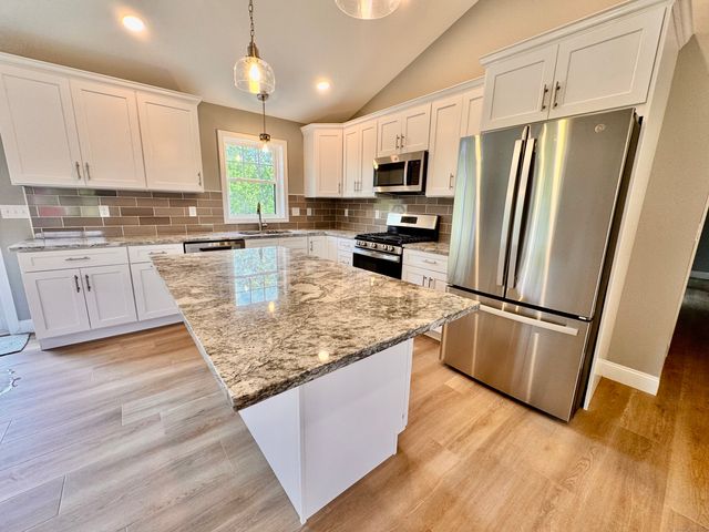 133 PRINCE HILL Road, Brooklyn, CT 06234