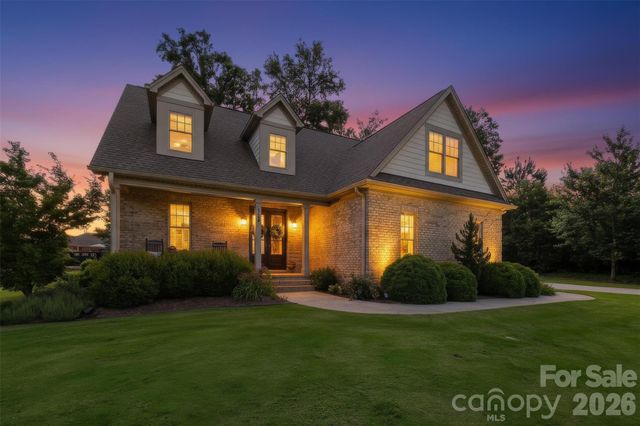1005 S Point Road, Belmont, NC 28012