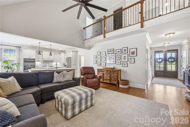 1005 S Point Road, Belmont, NC 28012