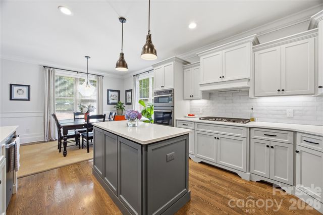1005 S Point Road, Belmont, NC 28012