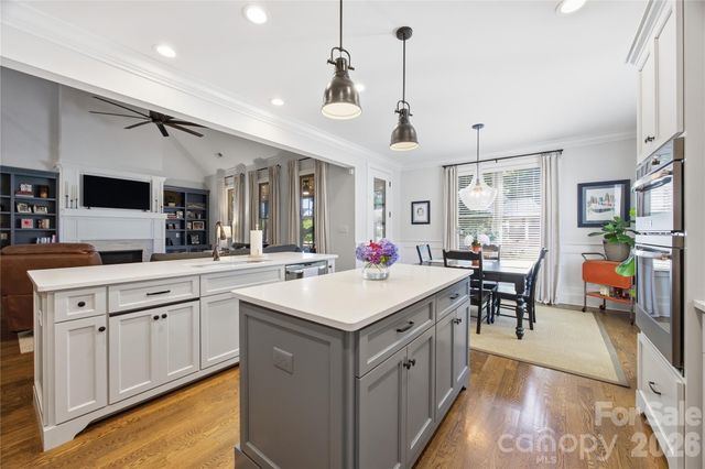 1005 S Point Road, Belmont, NC 28012