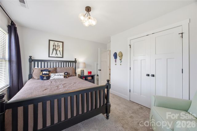 1005 S Point Road, Belmont, NC 28012